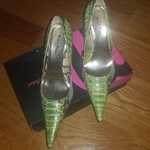 Brand New Sexy chic Heels, Michael Antonio